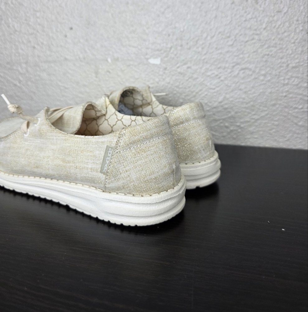 Hey Dude Wendy Sparkling Gold Women's Canvas Lightweight Shoes Loafers Size 8 - Picture 2 of 14